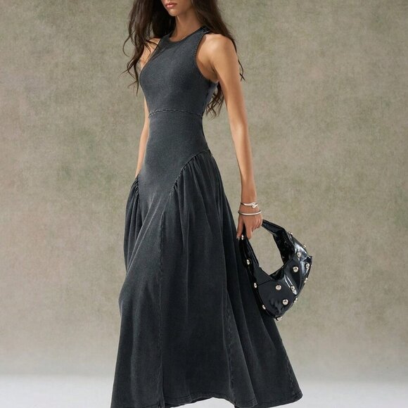 Black Casual Women's Distressed Wash Backless Design Dress - Picture 4 of 8